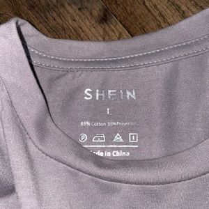 shein smiley face shirt CROPPED‼️‼️ lavender color